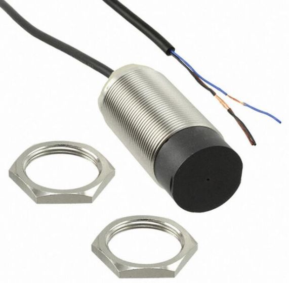 OMRON E2BM18LS05WPB15M Device