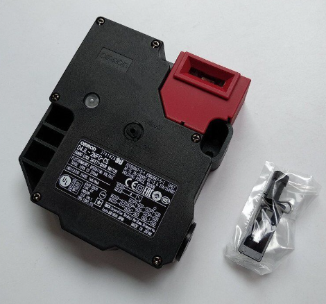OMRON D4JL2NFGC5 Switch