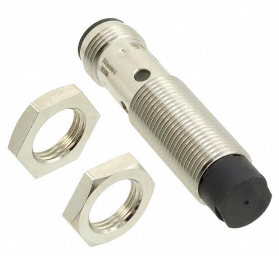 OMRON E2BM12KN08M1B2 Sensor