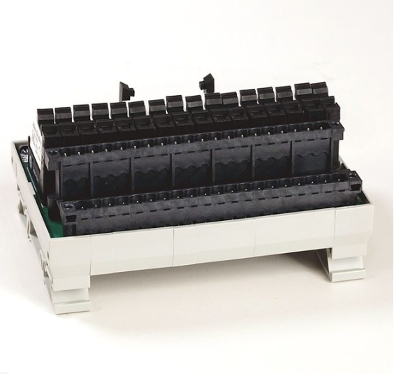 Allen-Bradley 1492-RXIM24-8R Relay Expander