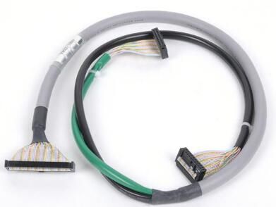 OMRON XW2Z100N Device