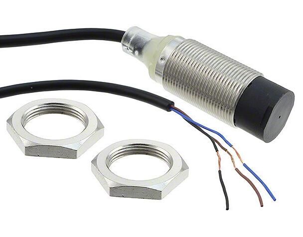 OMRON E2BM18KN16WPC22M Sensor