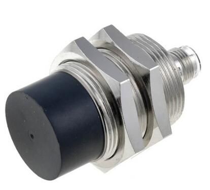 OMRON E2AM30KN20M1B1 Sensor