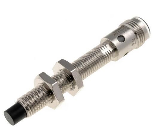 OMRON E2AS08LN04M1C1 Sensor