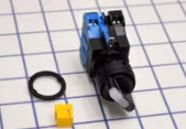 IDEC HW1F-2F10QD-W-120V Device