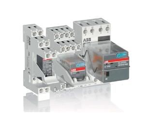 ABB 1SVR405618R1000 Relay
