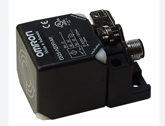 OMRON E2Q5N20F1M1 Sensor