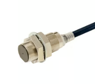 OMRON E2E-X8MC2L8 2M Device