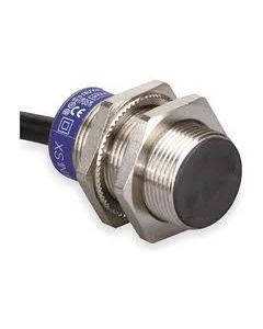 Telemecanique XS4P18MB230 Relay