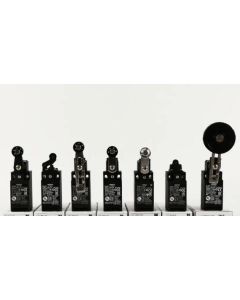 OMRON D4N-4C32 Switch