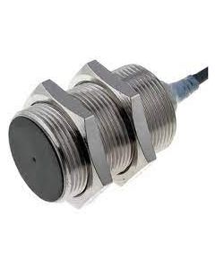 OMRON E2AM30KS15WPC22M Sensor