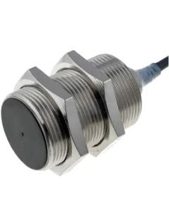 OMRON E2AM30LS15WPB12M Sensor