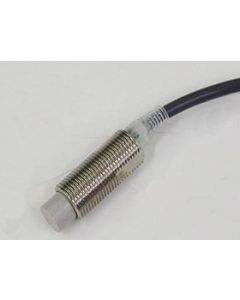 Omron E2E-X14MD2-M1G Sensor