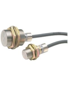 Omron E2E-X2D1-M1G Sensor