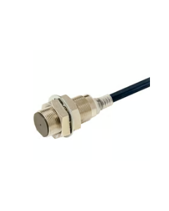 OMRON E2E-X8B1D18 2M Device