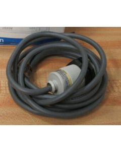 OMRON E2FX10E1 Sensor