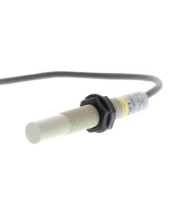 OMRON E2KX4MF1 Sensor