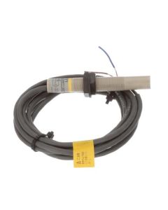 OMRON E2KX4MY1 Sensor