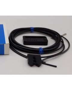 OMRON E32L25 Sensor