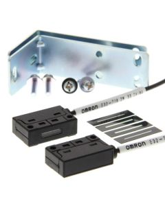 OMRON E32T162M Sensor