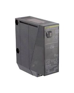 Omron E3JM-R4M4-US Sensor
