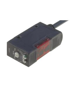 OMRON E3SAD81 Sensor