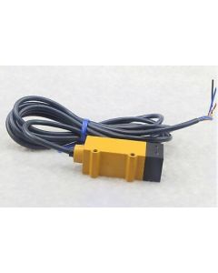 OMRON E3SR1B4 Sensor