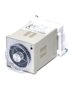 OMRON E5C2R20PDAC1002400200 Controller