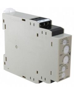 OMRON H3DKFACDC24240 Timer