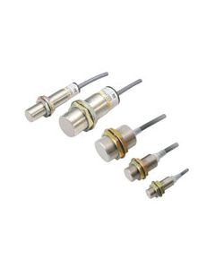 Omron XS2F-D422-DD0-TR Connector