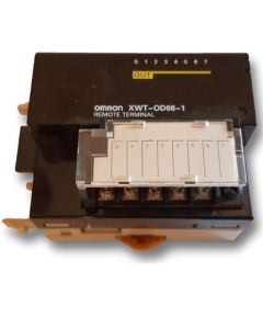 OMRON XWT-OD08-1 Device