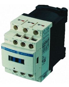 Telemecanique CAD32FD Relay