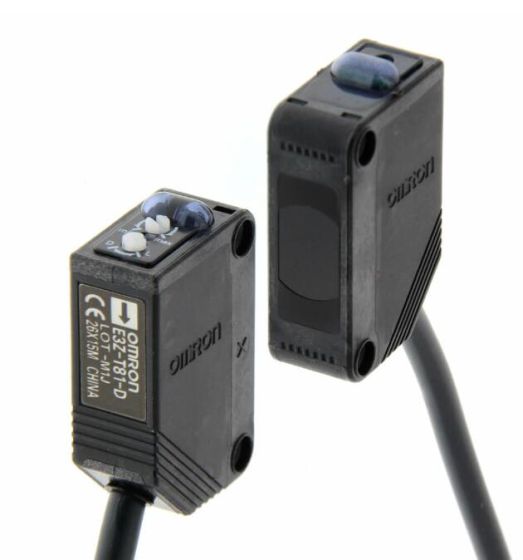 OMRON E3ZT81IL32M Sensor
