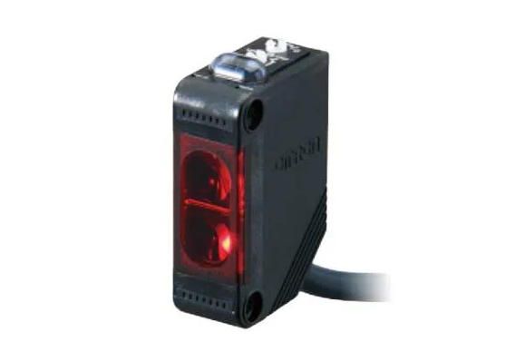 OMRON E3Z-D82-M1TJ-1-US 0.3M Device