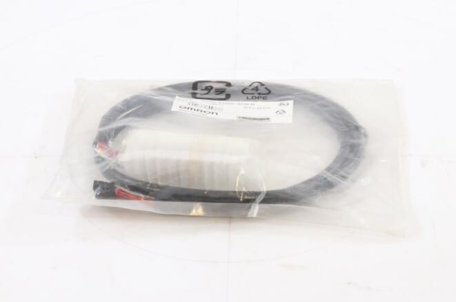 OMRON XW2ZR100CSCHD Device