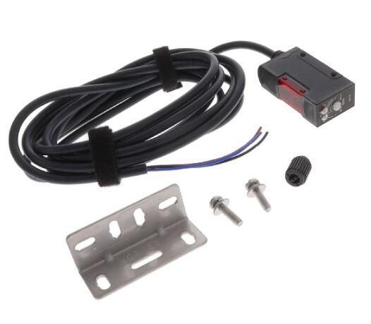OMRON E3SAD82 Sensor