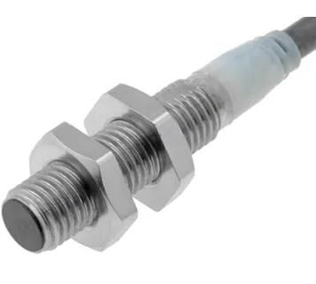 OMRON E2AS08LS02WPC22M Sensor