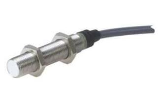OMRON E2AM12KN08WPC15M Sensor