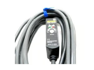 OMRON E3S-AD33 Device