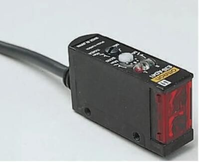 OMRON E3SAD22 Device