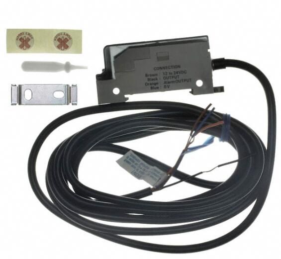 OMRON E3CJB4P Sensor