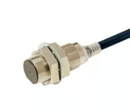 OMRON E2E-X4MC28-R 2M Device