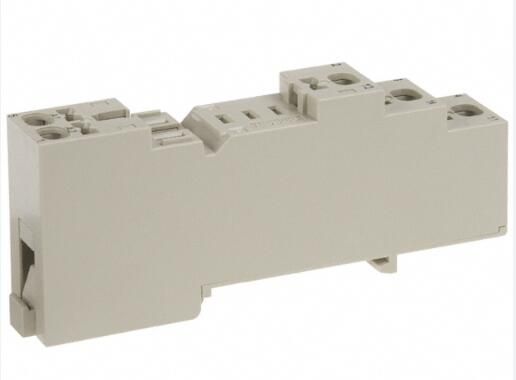 OMRON P2RF05S Relay