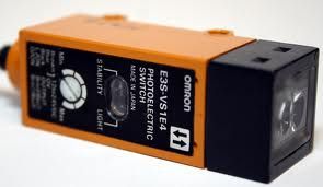 Omron E3S-VS1E4 Sensor
