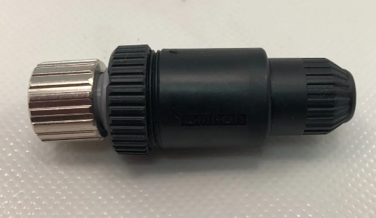 OMRON XS2CD5S9 Sensor