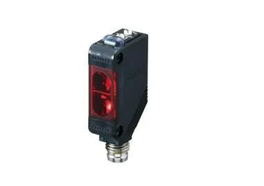 OMRON E3ZR86IL2 Sensor