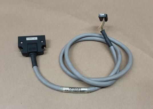 OMRON XW2Z100JB25 Cable