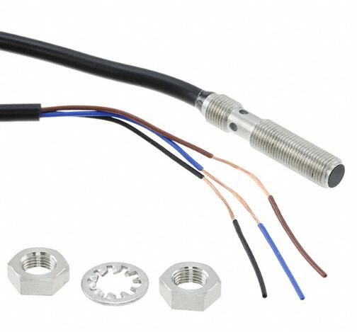OMRON E2ES05N03WCB12M Sensor