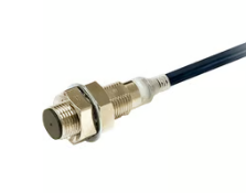 OMRON E2E-X3C28 2M Device