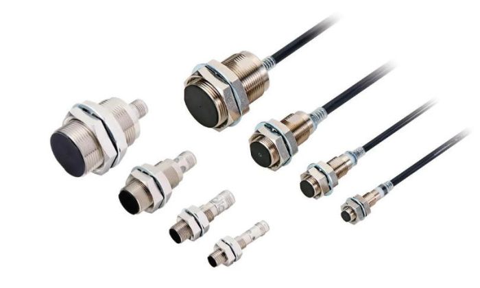 OMRON E2E-X6B3D12-R 5M Device